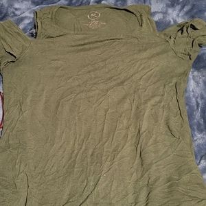 Maurices off the shoulder shirt Medium